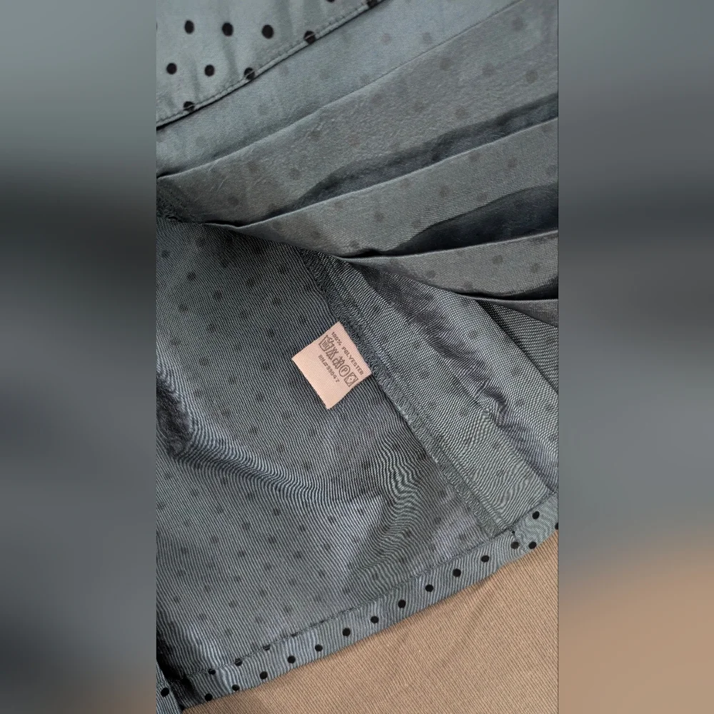 Dressbarn Collection Teal Black Polkadot Pleated Bell Sleeves Womens Blouse Top - Picture 7 of 9